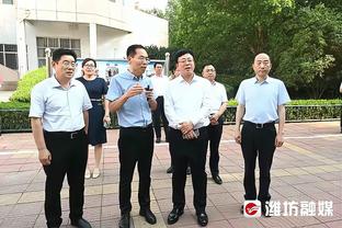 装早了？1-2落后奥坎波斯“不看人点球”杂耍扳平 但补时遭绝杀